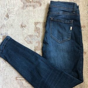 1822 Denim size 6, fits size 8 high rise skinny Jean/jegging